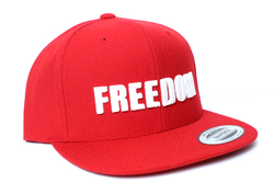 Kšiltovka snapback s 3D výšivkou FREEDOM